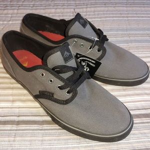 Emerica Wino Cruiser  Grey/Black Size 9 Skate